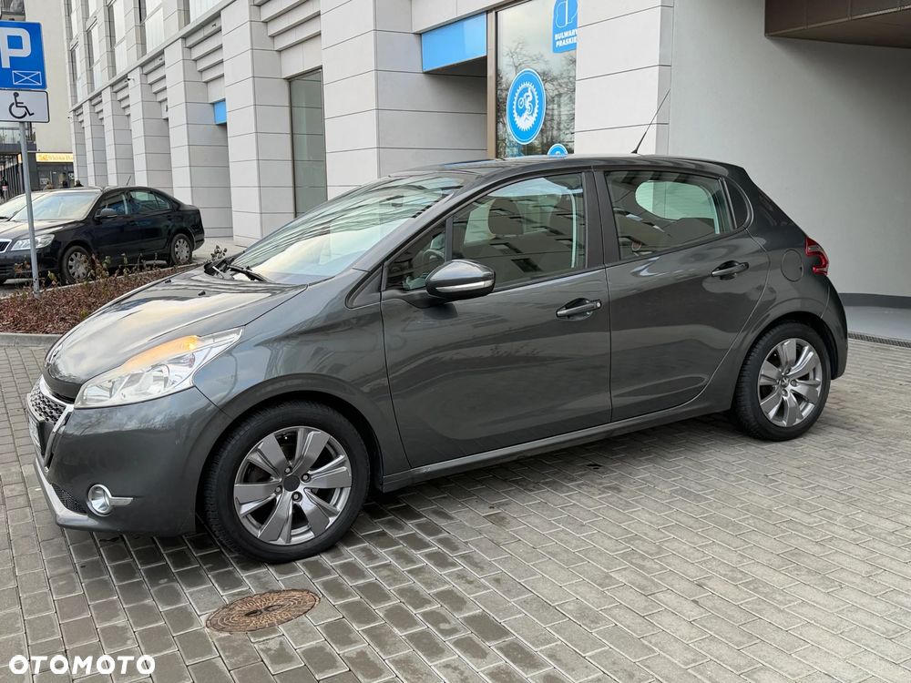 Peugeot 208 1.4 HDi Active Pack - 10
