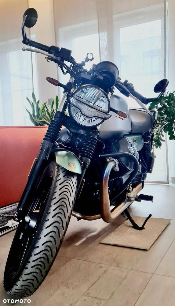 Moto Guzzi V7 - 5