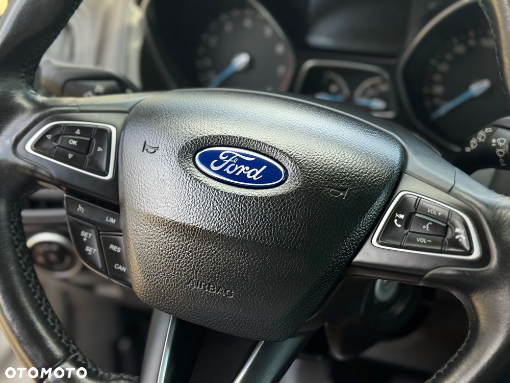 Ford Focus - 16