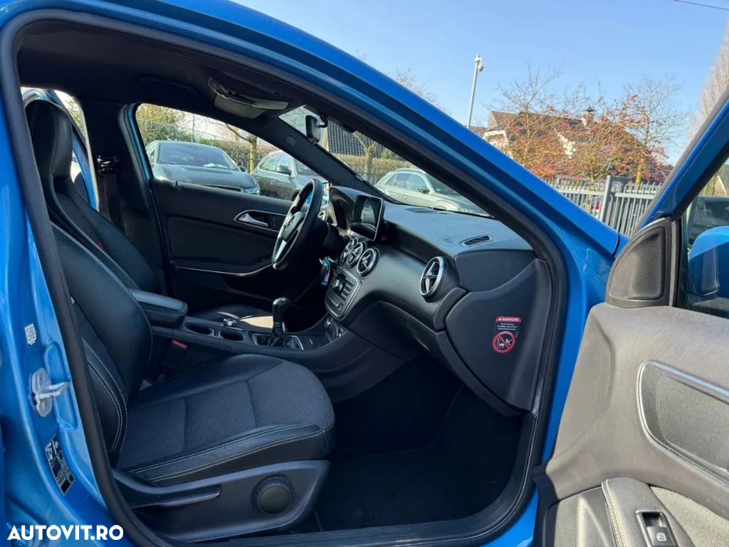 Mercedes-Benz A 180 CDI AMG Line - 12