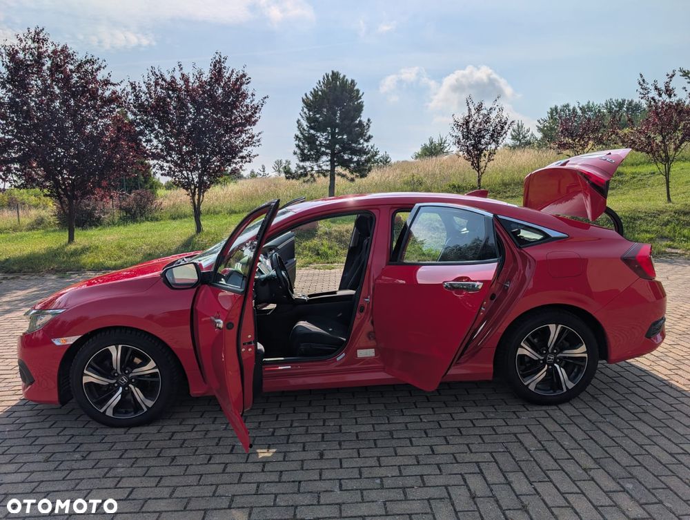 Honda Civic 1.5 T Executive CVT - 34