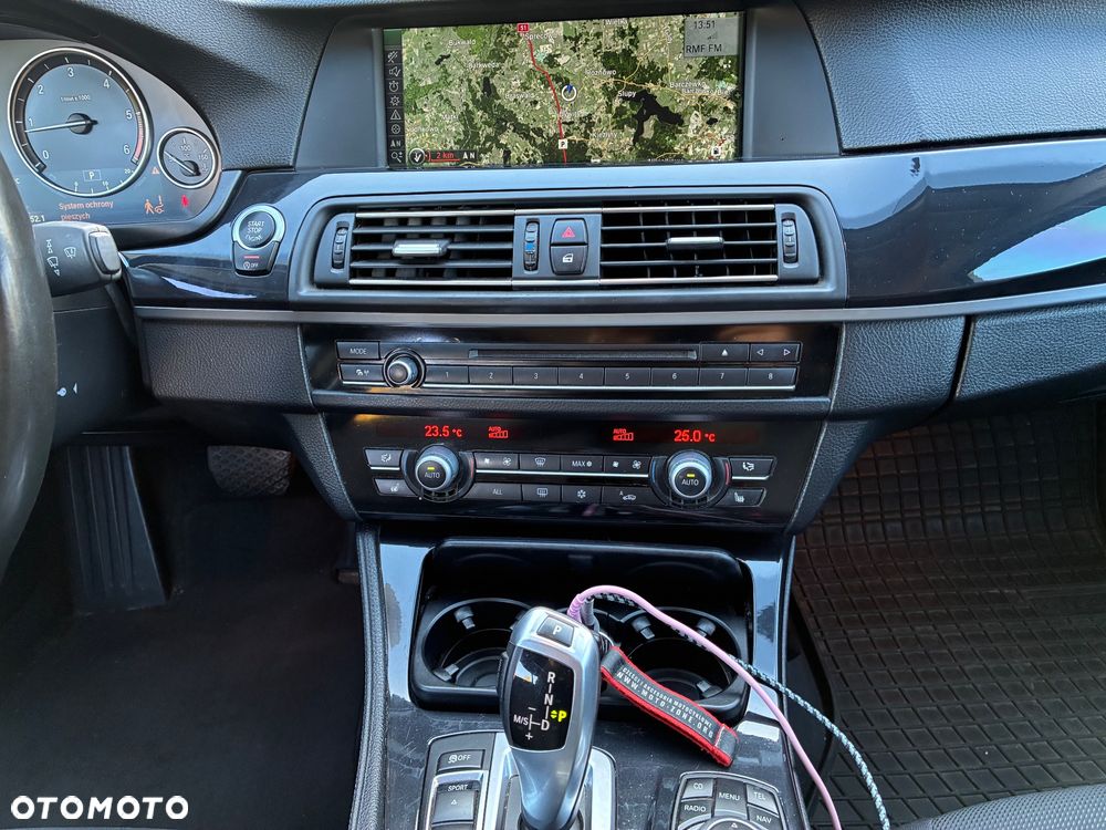 BMW Seria 5 520d Touring Sport-Aut - 15