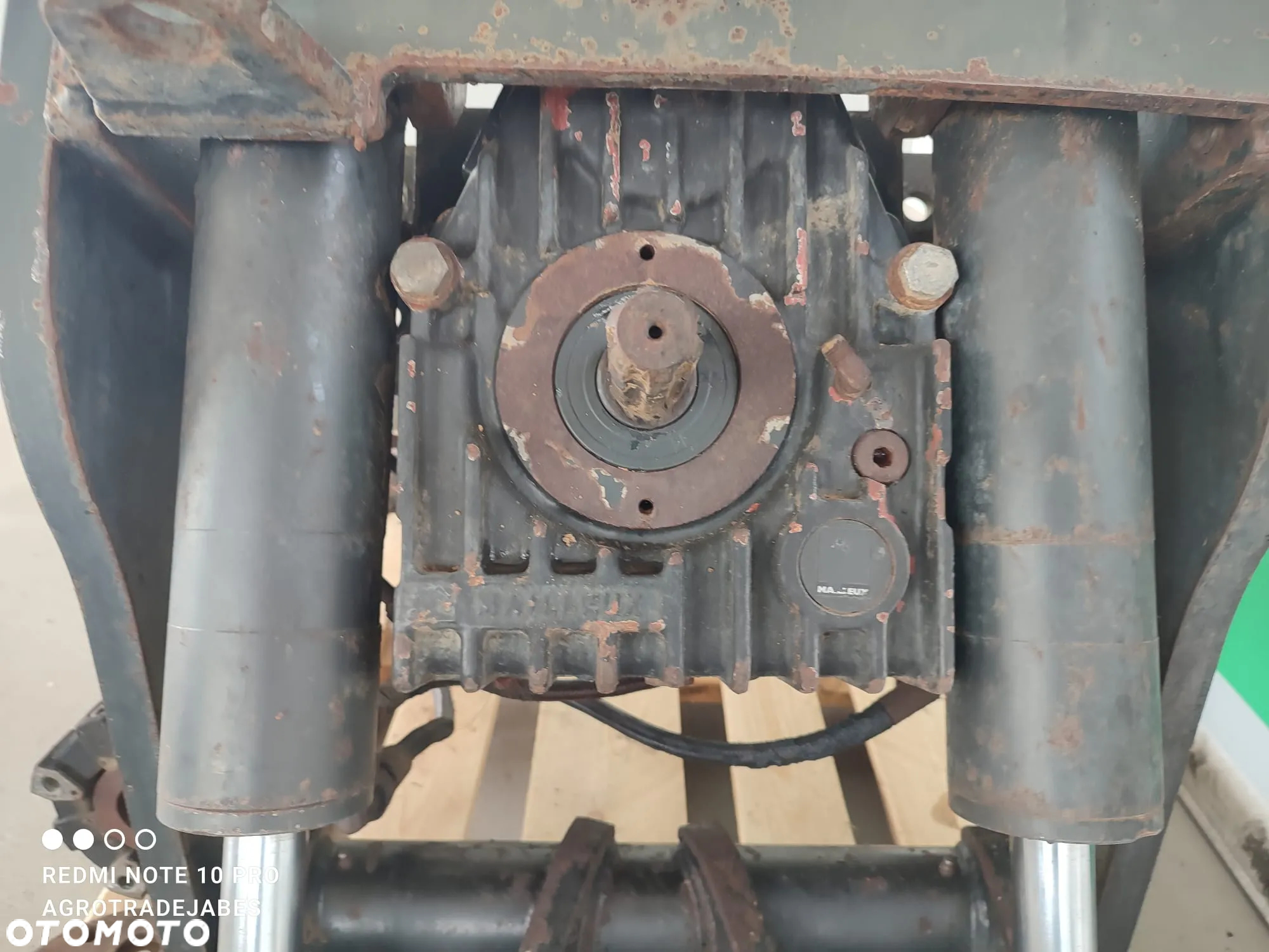 TUZ WOM Massey Ferguson 8250 - 11
