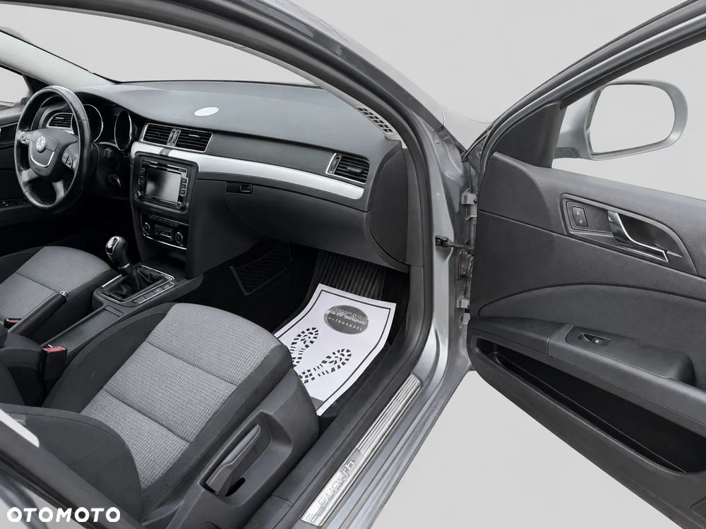Skoda Superb 1.8 TSI Elegance - 16