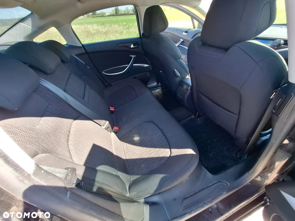 Citroën C5 e-HDi 115 EGS6 FAP Tendance - 15