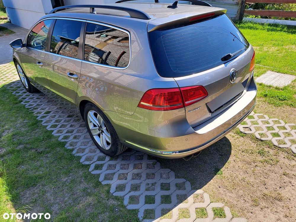 Volkswagen Passat 2.0 TDI Comfortline DSG - 12