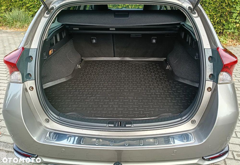 Toyota Auris - 33