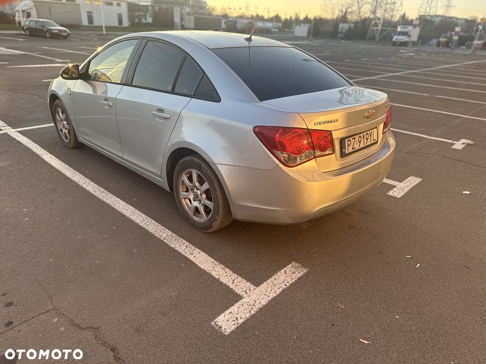 Chevrolet Cruze - 2