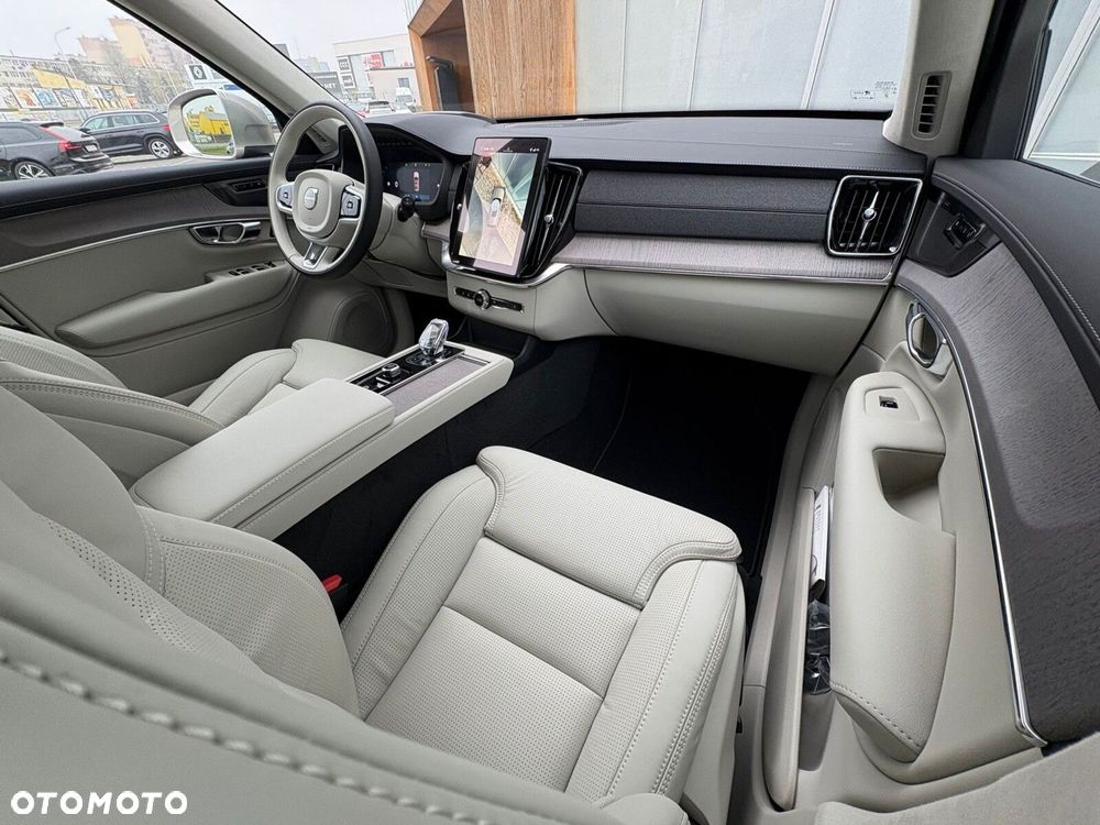 Volvo XC 90 - 11