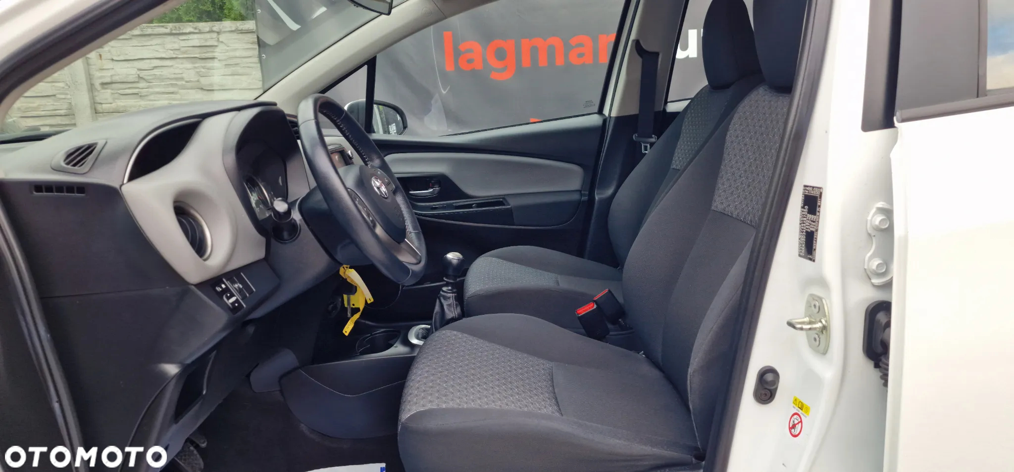 Toyota Yaris 1.33 VVT-i - 9