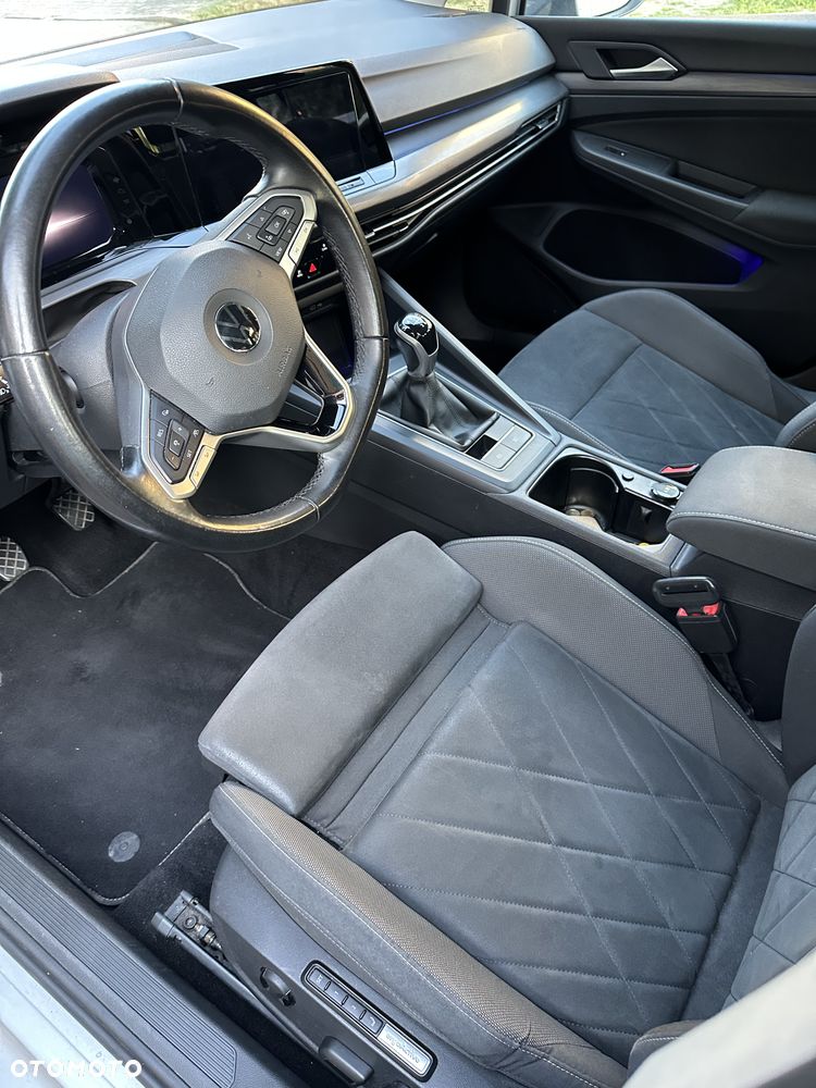 Volkswagen Golf 1.5 TSI EVO Style - 12