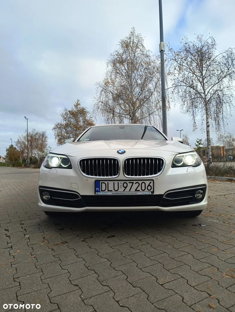 BMW Seria 5 520d Luxury Line - 4