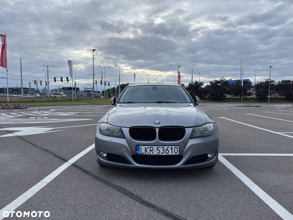 BMW Seria 3 320d - 11