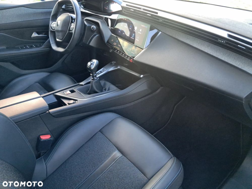 Peugeot 308 PureTech 130 Allure - 11