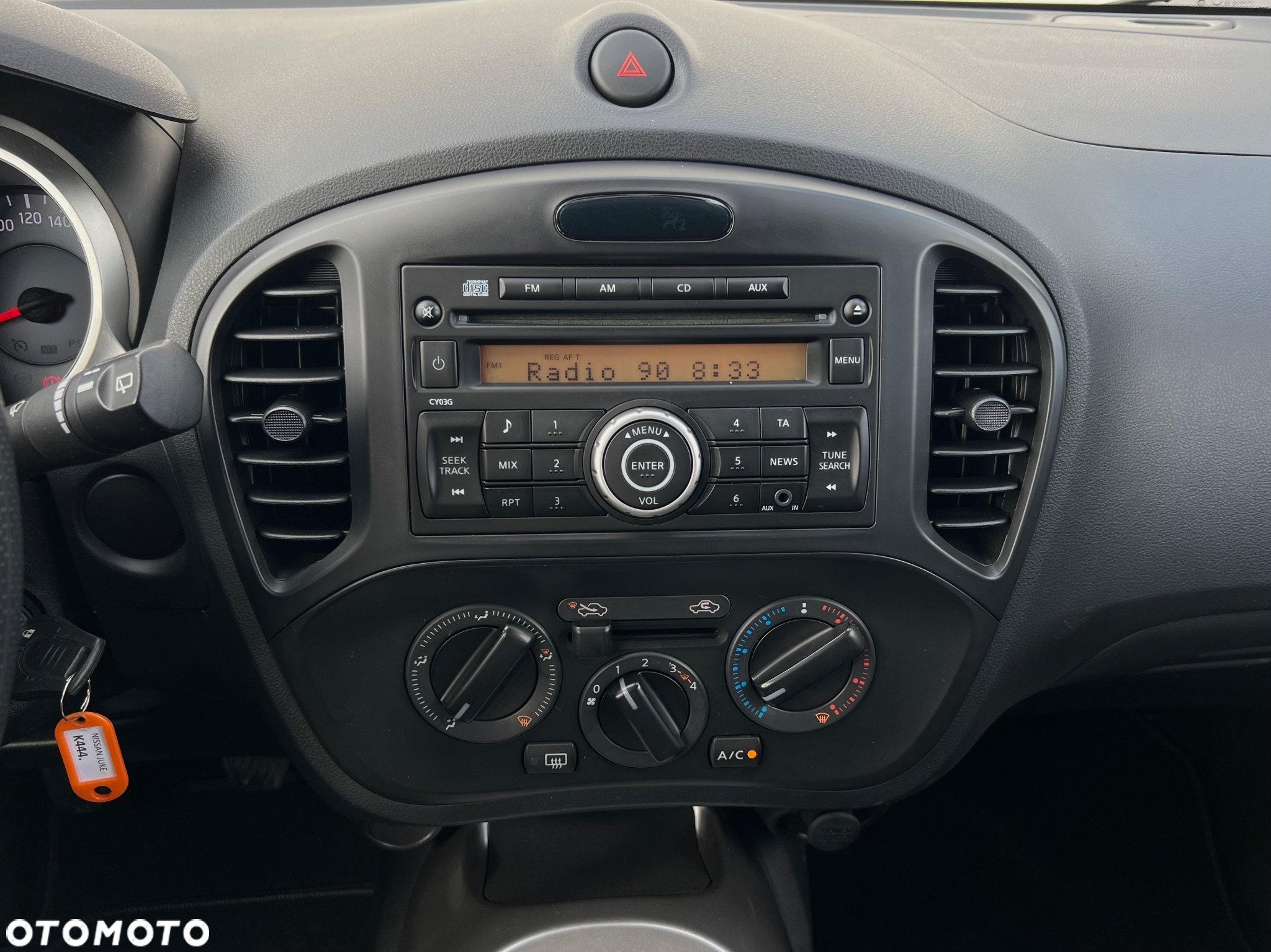 Nissan Juke 1.6 Visia - 22