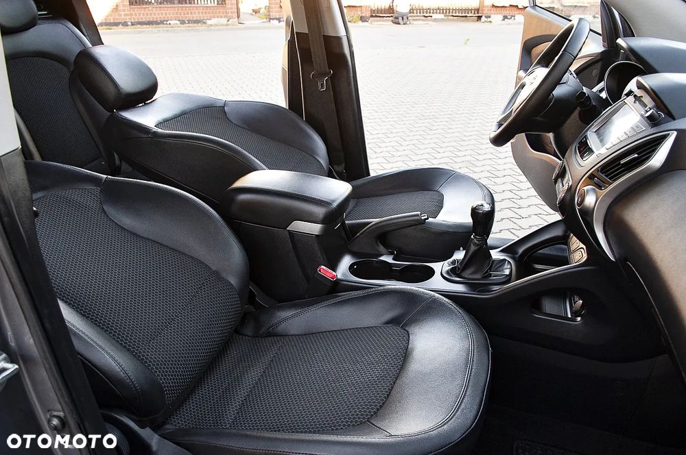 Hyundai ix35 2.0 4WD Premium - 31