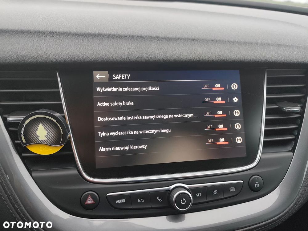 Opel Grandland X 2.0 D Start/Stop Automatik Business Innovation - 18