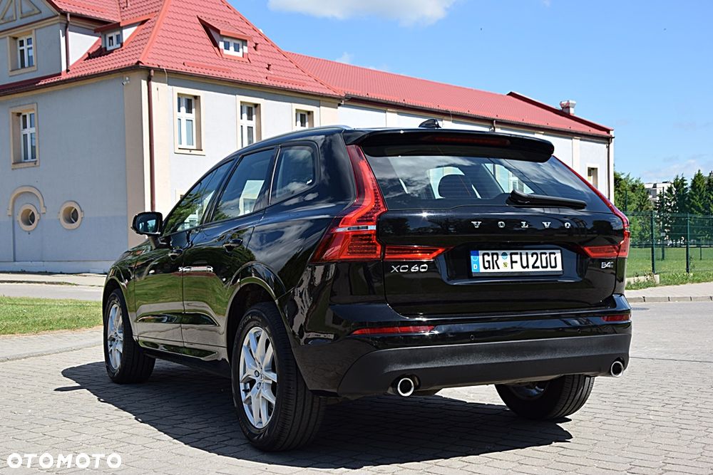 Volvo XC 60 B4 D AWD Geartronic Inscription - 4