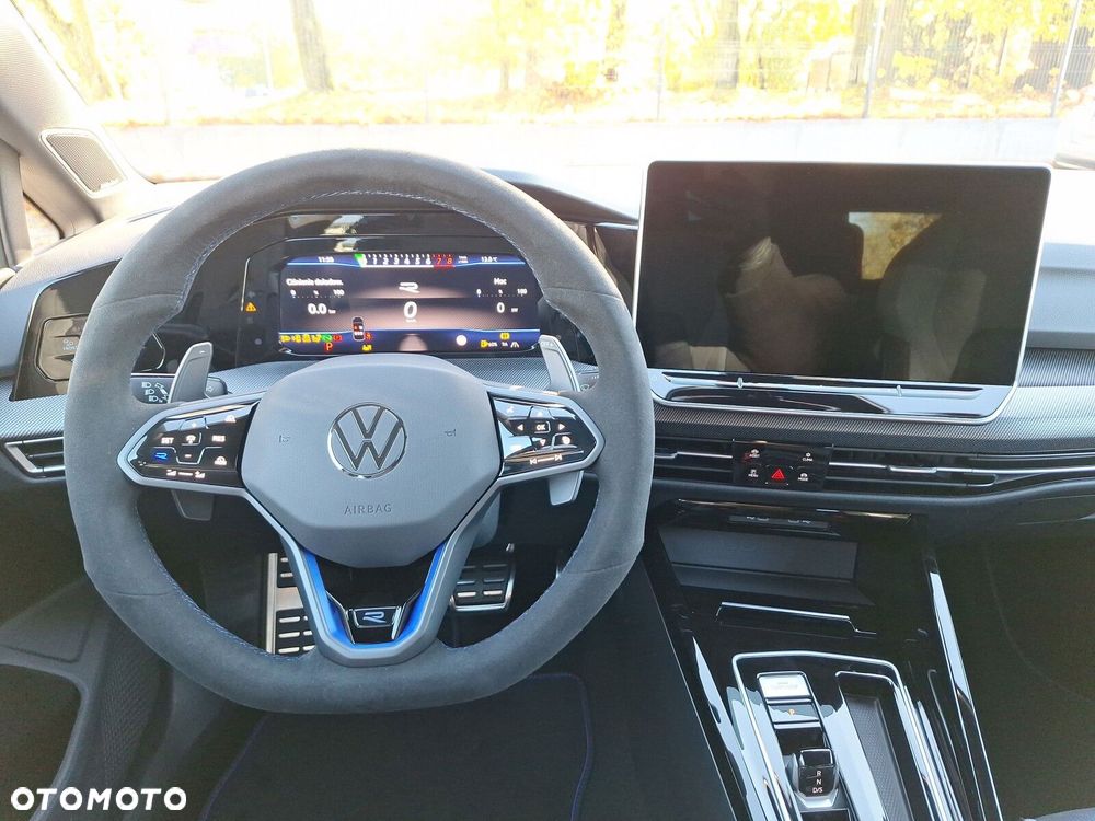 Volkswagen Golf - 13
