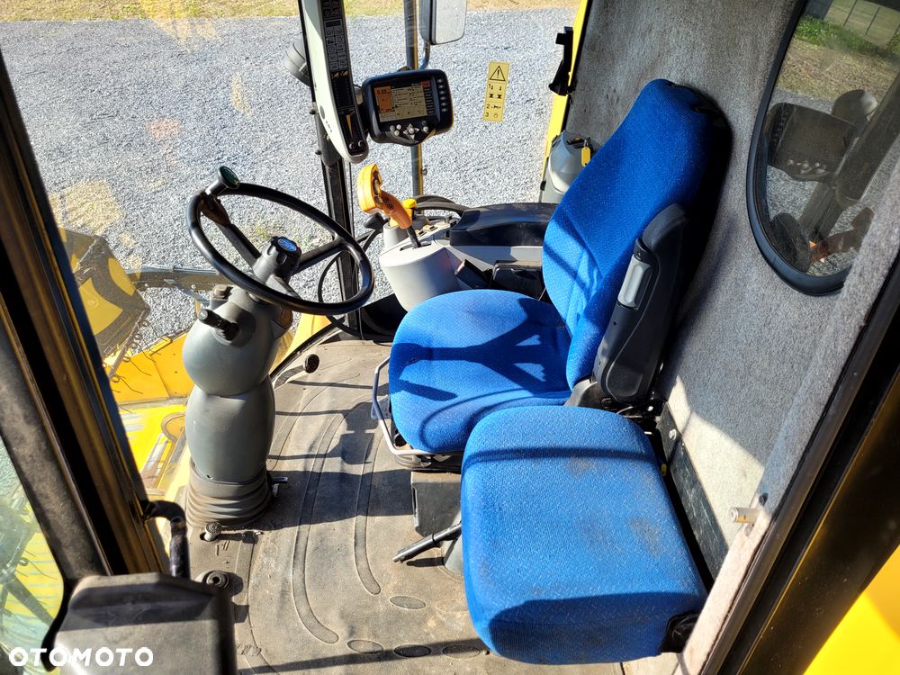 New Holland CSX 7070 Stół do rzepaku - 9
