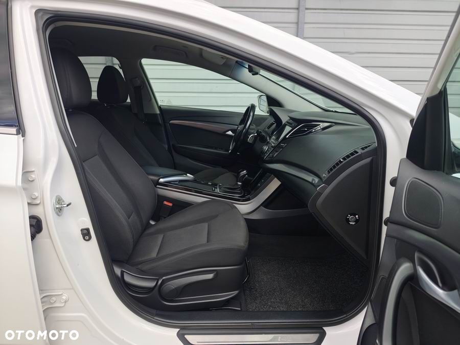 Hyundai i40 1.7 CRDi Automatik Premium - 18