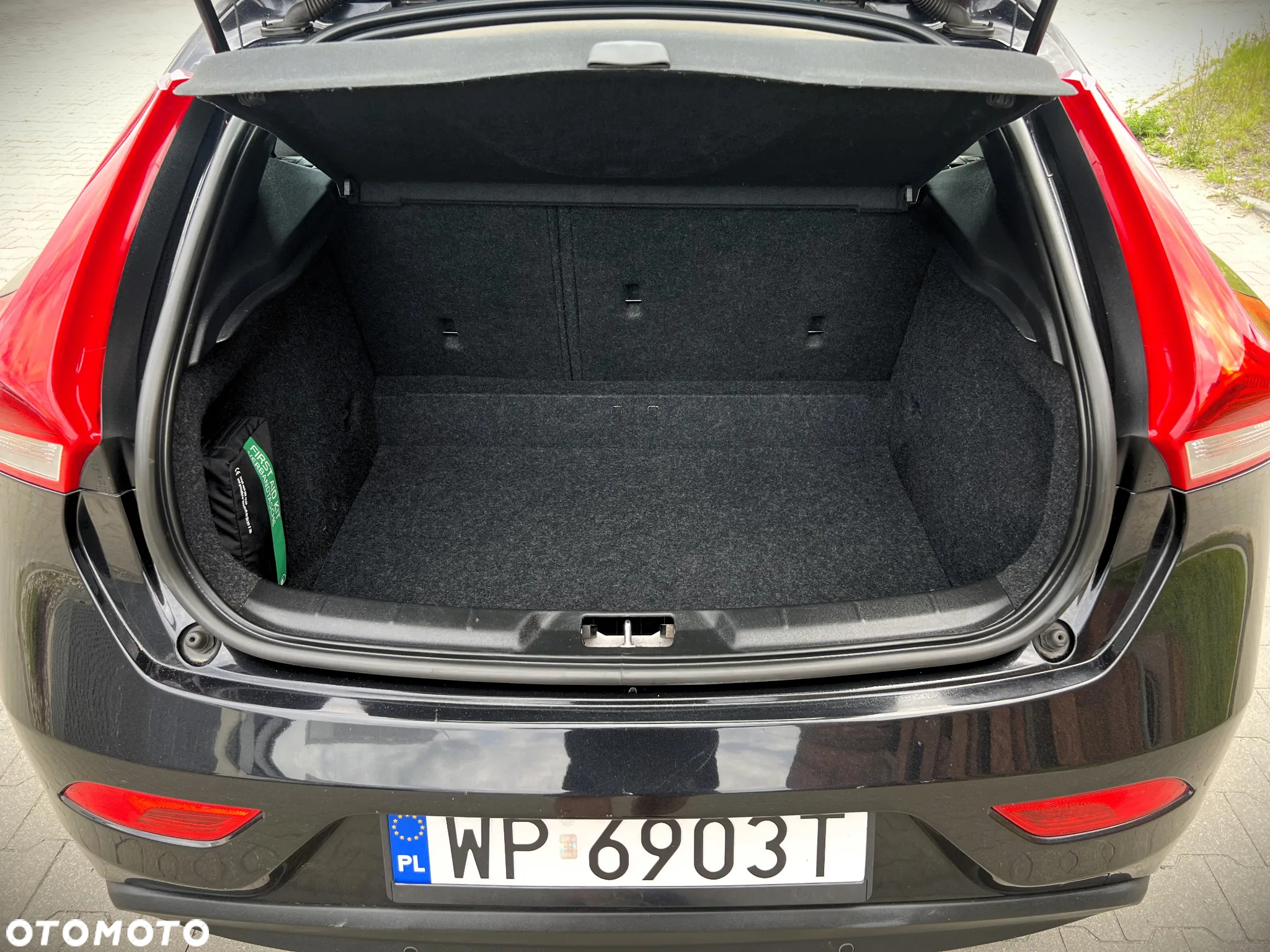 Volvo V40 D2 - 12