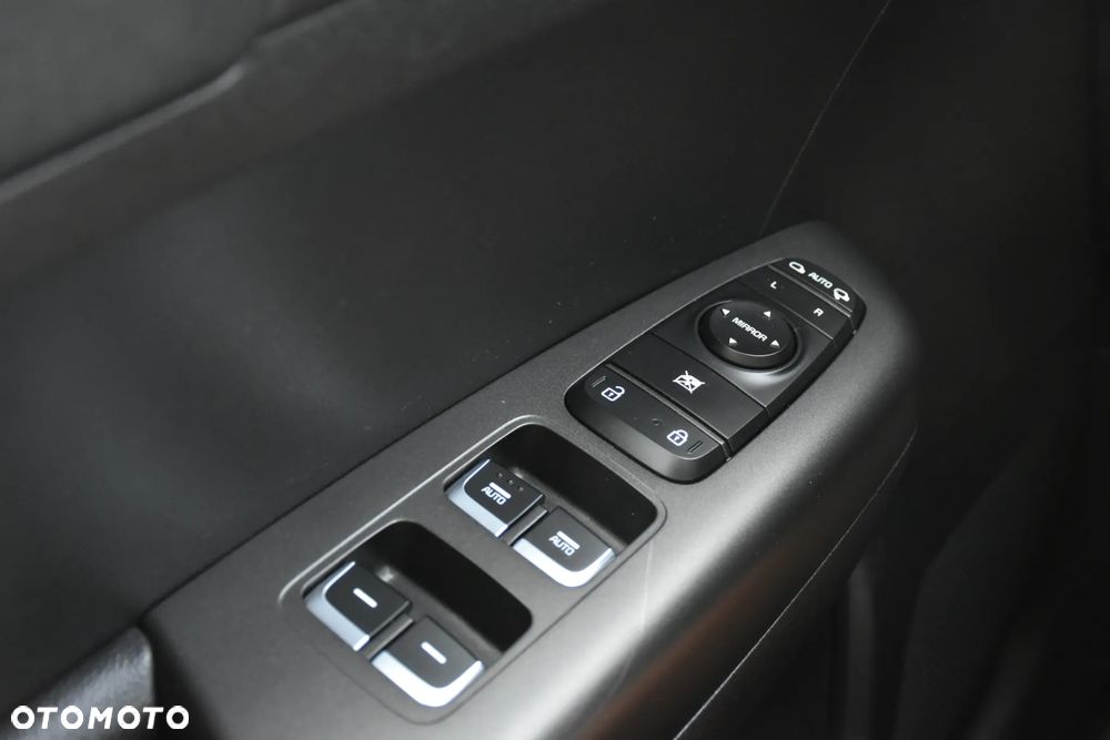 Kia Sportage 1.6 T-GDI 2WD Vision - 24