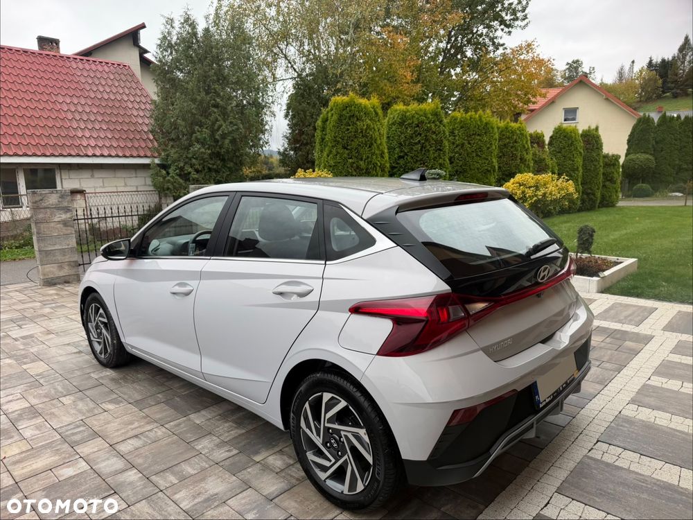 Hyundai i20 1.2 Modern - 36
