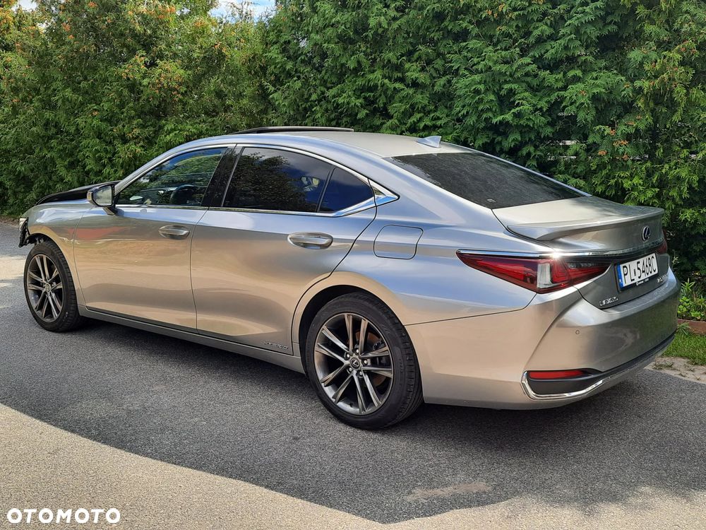 Lexus ES 300h Prestige - 2