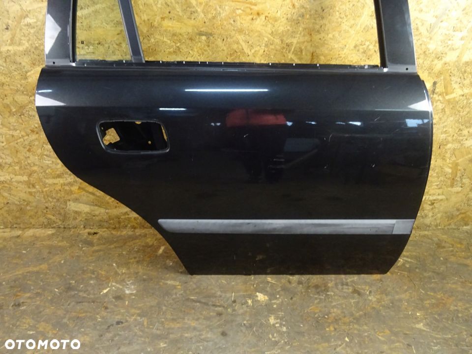 DRZWI PRAWY TYŁ OPEL ASTRA II G 1.8 KOMBI - 2
