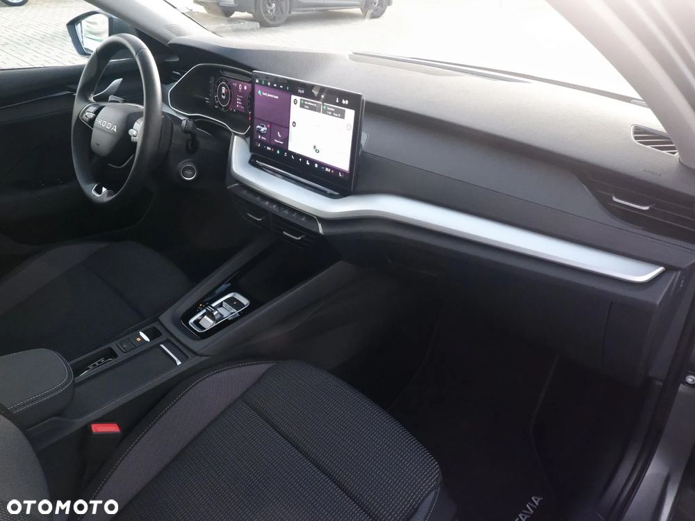 Skoda Octavia 1.5 TSI mHEV Selection DSG - 21