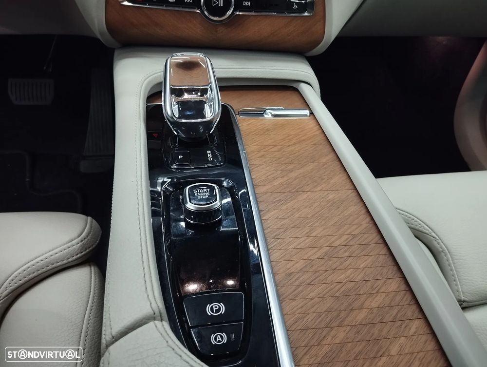 Volvo XC 90 2.0 T8 PHEV Inscription AWD - 35