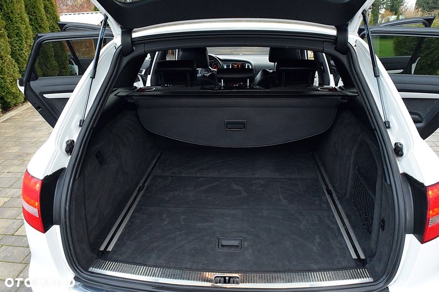 Audi A6 Avant 2.7 TDI DPF quattro tiptronic - 35