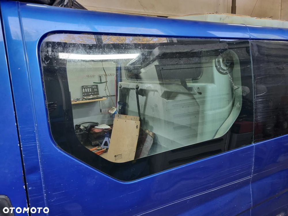 SZYBA LEWA BOCZNA PRIMASTAR TRAFIC VIVARO  01-14r. - 1
