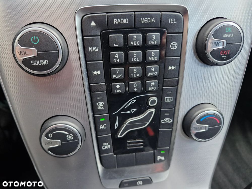 Volvo V40 D2 Inscription - 22