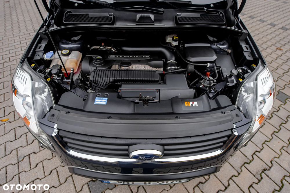 Ford Kuga 2.5 4x4 Titanium - 18
