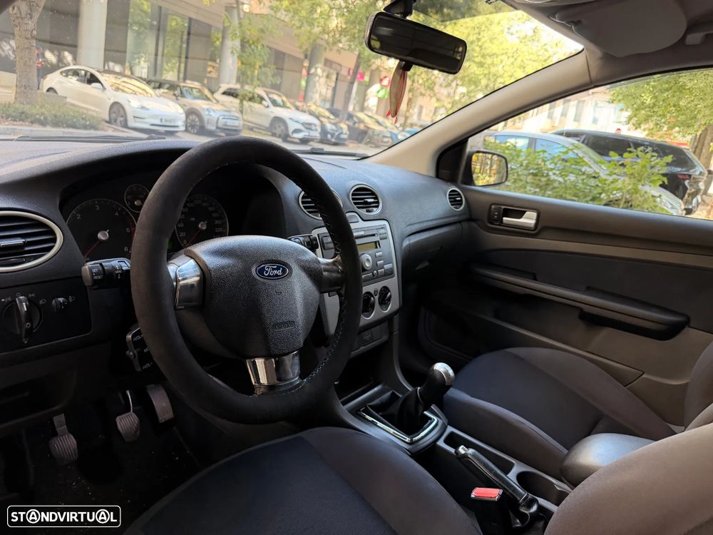 Ford Focus 1.6 TDCi Sport - 12