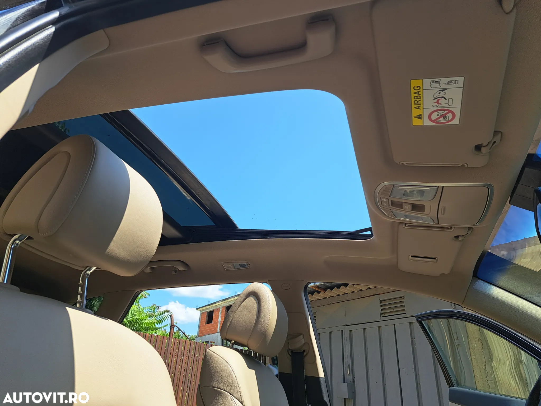 Hyundai Tucson 2.0 CRDI 4WD 6AT Luxury+ - 17