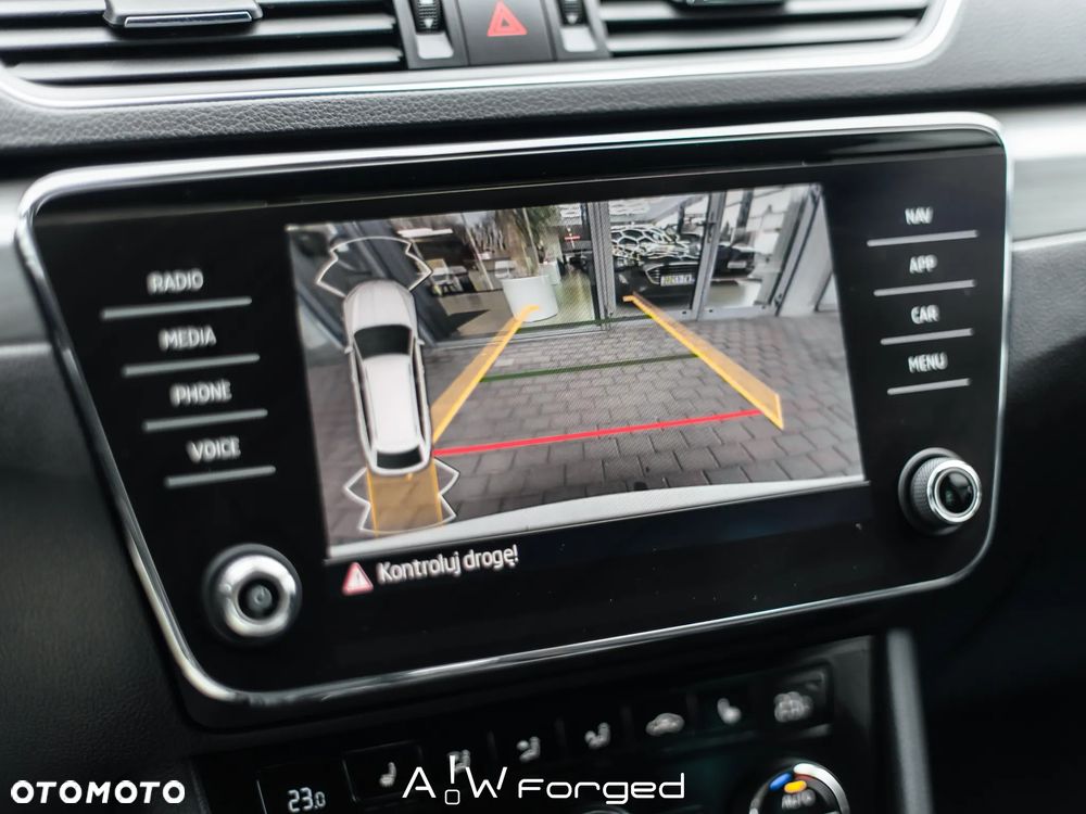 Skoda Superb 2.0 TDI SCR 4x4 Style DSG - 24