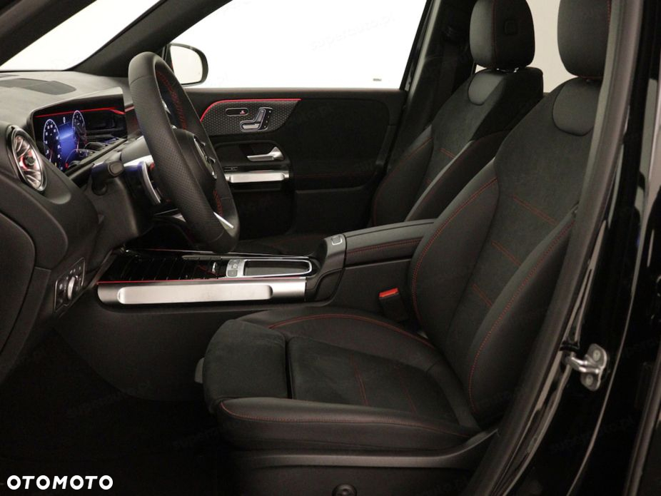 Mercedes-Benz GLB - 6