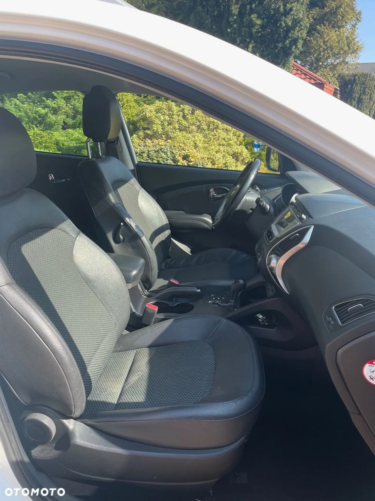 Hyundai ix35 2.0 CRDi 4WD Automatik Premium - 5