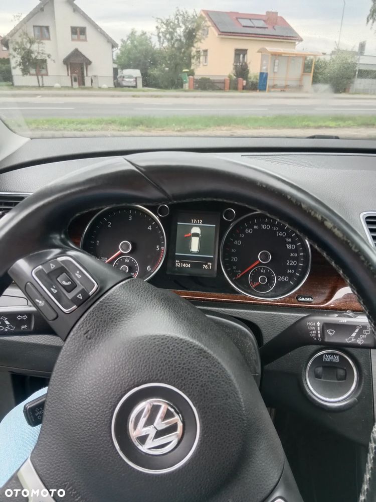 Volkswagen Passat 2.0 TDI Comfortline - 5