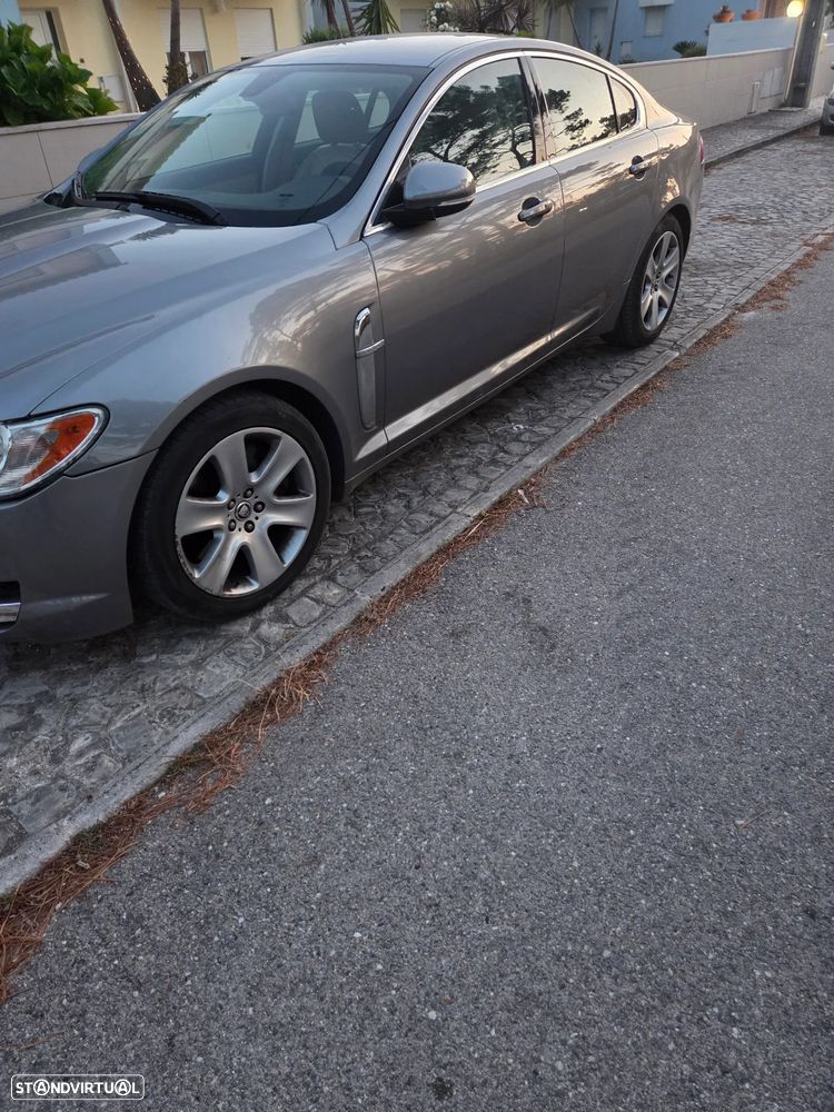 Jaguar XF - 7