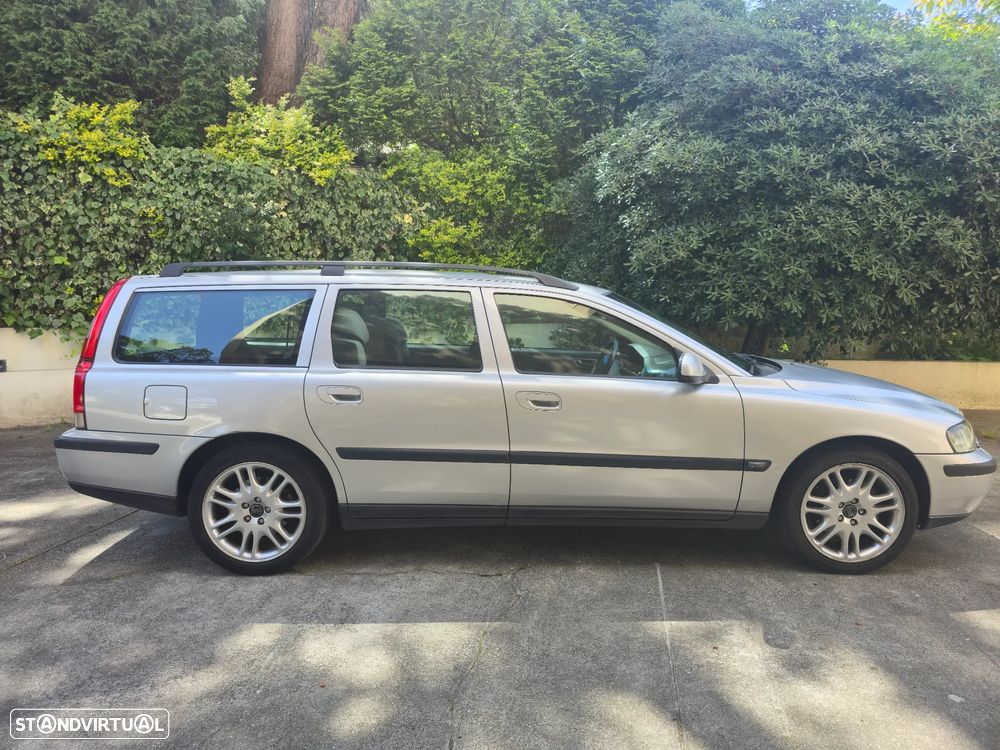 Volvo V70 2.4 D5 - 6