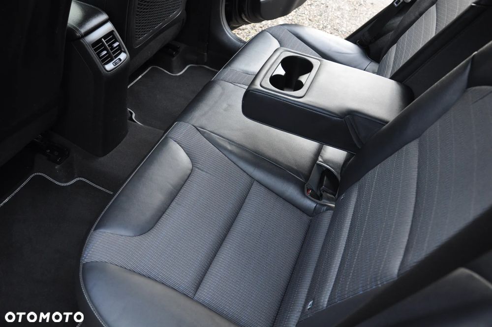 Kia Niro 1.6 GDI HEV 2WD OPF Edition 7 - 21