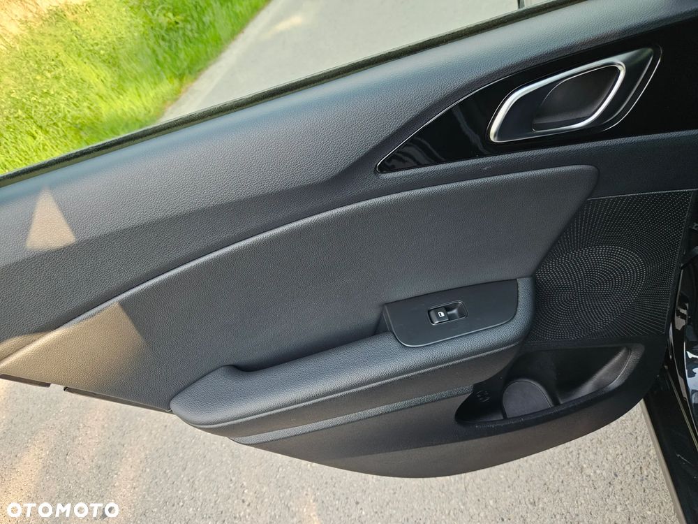 Kia Ceed 1.4 T-GDI OPF Platinum Edition - 34