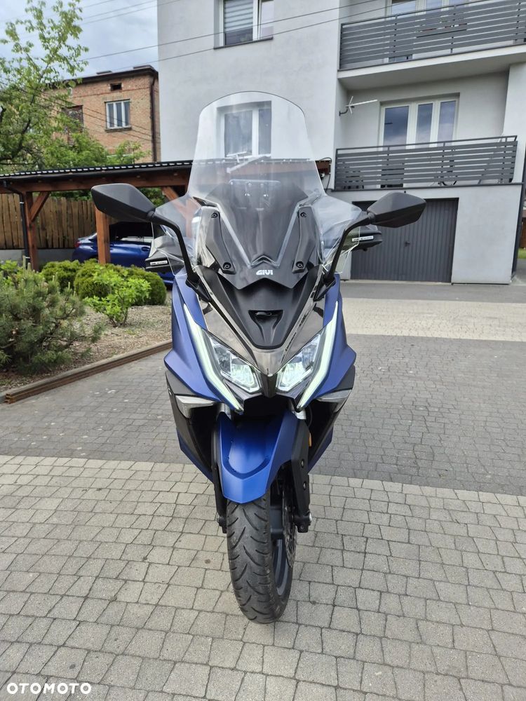 Kymco AK 550 - 1