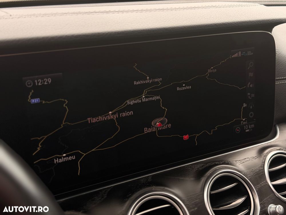 Mercedes-Benz E 200 d 9G-TRONIC AMG Line - 13