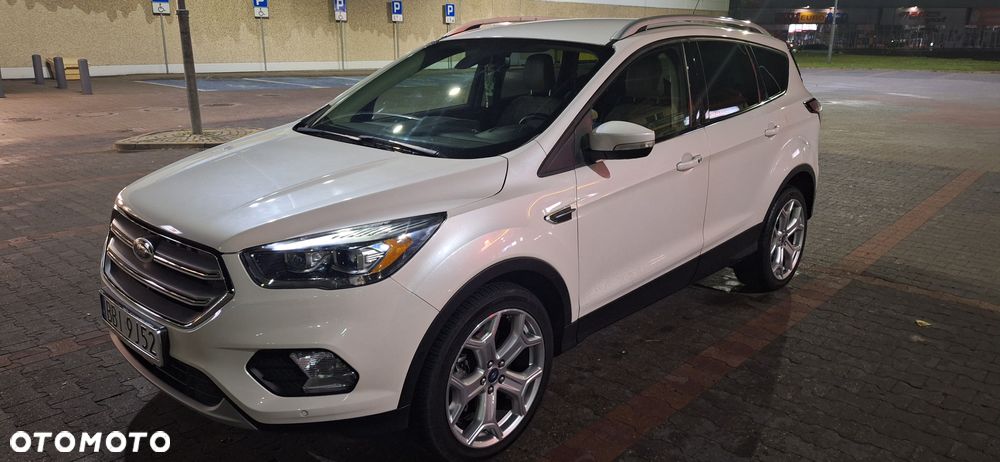 Ford Escape 2.0 EcoBoost AWD Titanium - 40