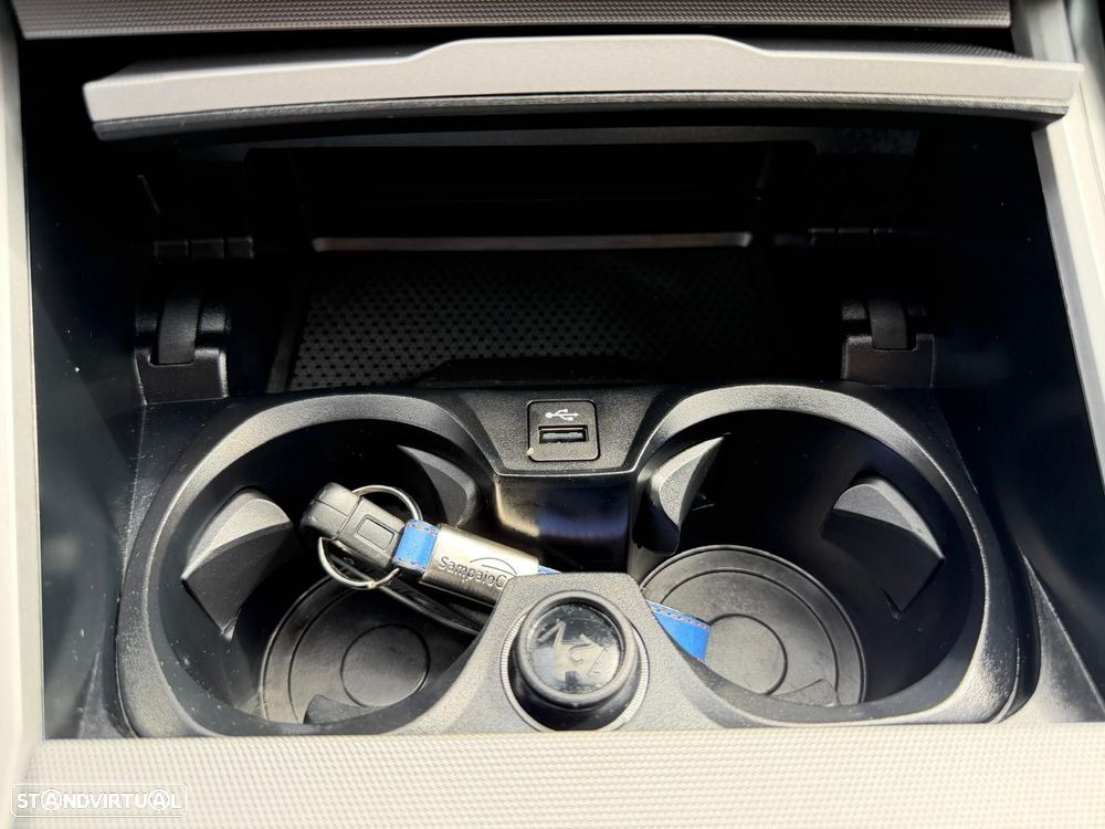 BMW 320 e Auto - 25
